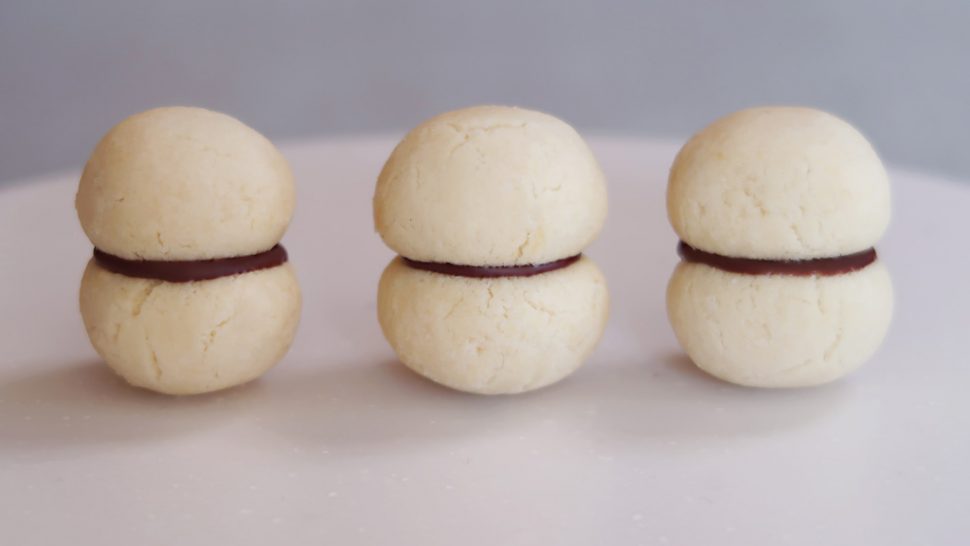 チョコサンドクッキー：バーチ・ディ・ダーマ