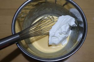 クリームチーズのシフォンケーキのレシピ